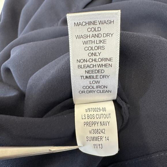 Banana Republic Cut-Out V-neck Tunic Top Women Small Navy Long Sleeve Perforated - Picture 6 of 7